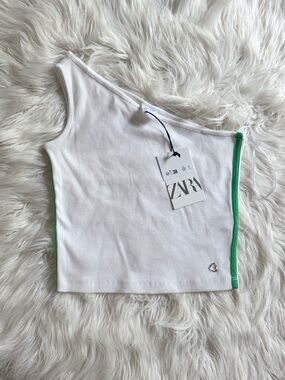 Girls Zara White Ribbed One-Shoulder Tank with Green Trim